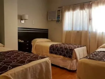 Hotels Hotel Platino