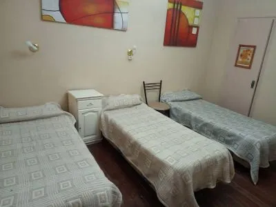 2-star Hotels Montecristo