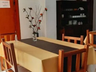 Hostelries Tejas Negras