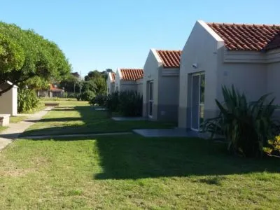 Las Brusquitas Apart Hoteles  en  Miramar