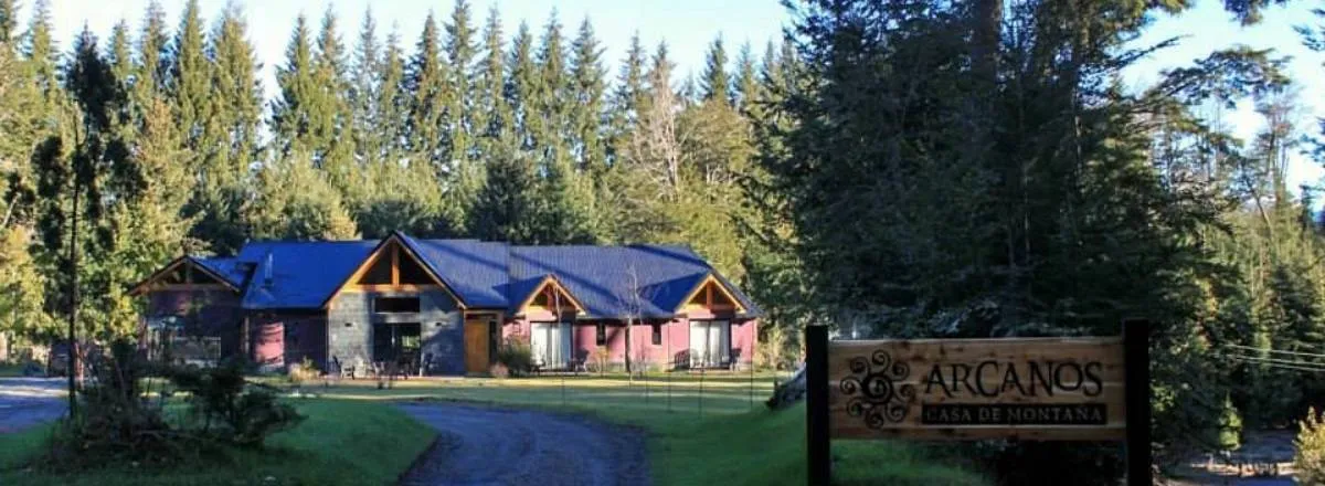 Hosterías 2 estrellas Arcanos, Casa de Montaña