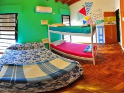 Albergues/Hostels Flow Hostel