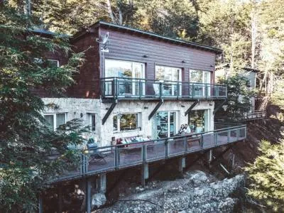 Alquileres de propiedades turísticas Albanta Casa con costa de Lago en Bariloche