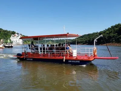 Operadores de Servicios Turísticos Balsa Aventura