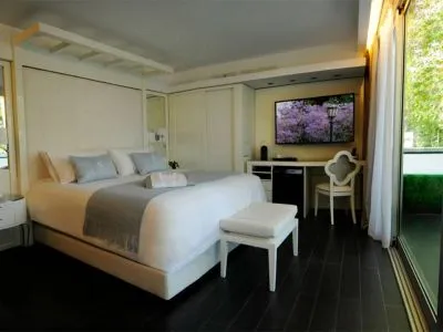 Hoteles 1828 Smart Hotel