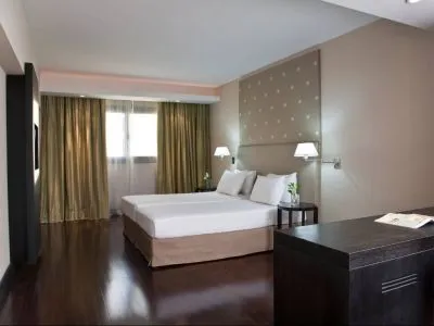 4-star Hotels NH 9 de Julio