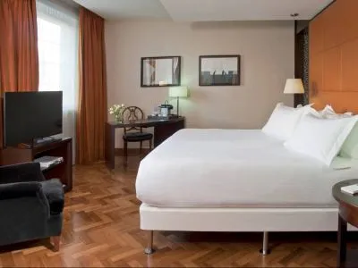 4-star Hotels NH Lancaster