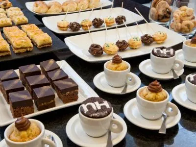 4-star Hotels NH Tango