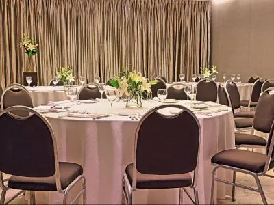 4-star Hotels NH Tango