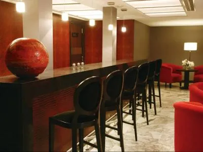 4-star Hotels NH Tango