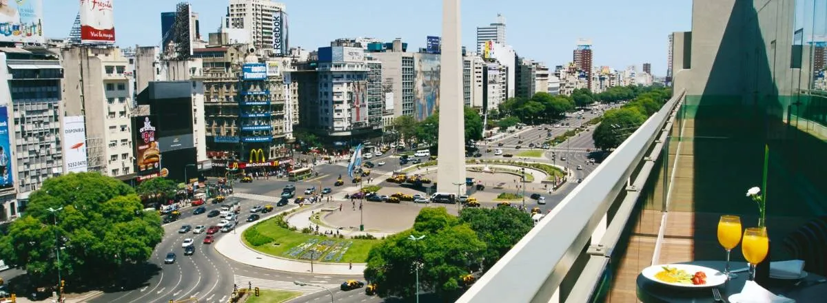 4-star Hotels NH Tango