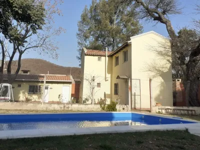 Posta Ruiz Cabañas Urbanas Cabañas  en  Salta