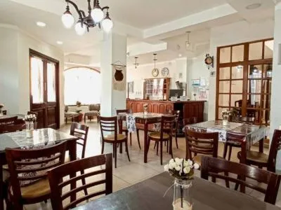 Hoteles Alto Colonial