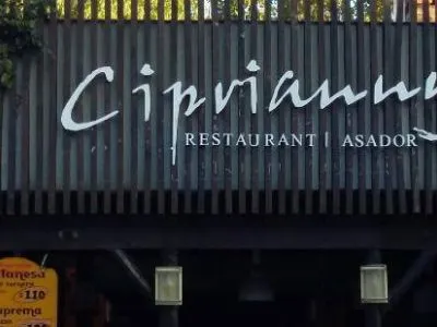 Ciprianny Sushi Bar / Japanese Cuisine  in  Villa Gesell