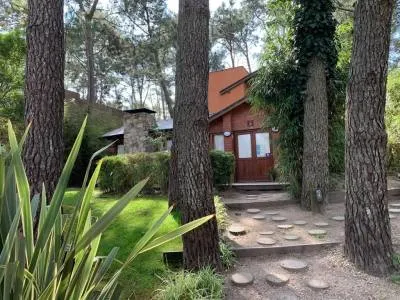 Kimbara Bosque y Mar Cabins  in  Mar de las Pampas
