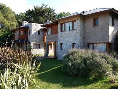 Cabañas Calamoresca Cabañas 3 estrellas  en  Mar de las Pampas