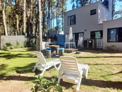 Cabañas Ahimsa Casas de Mar