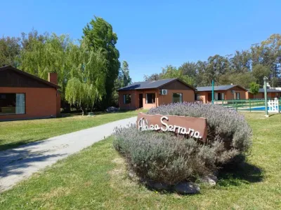 2-star Cabins Aldea Serrana Cabins