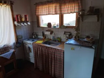 Alojamiento en Lago Meliquina (a 30 Km. de San Martín de los Andes) Cabañas Peumahue