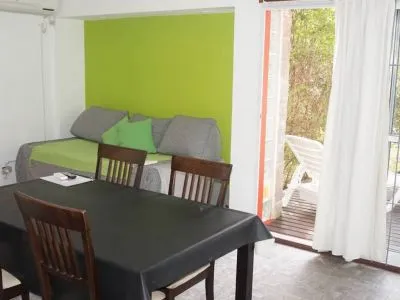 Apart Hotels Bermellón Suites