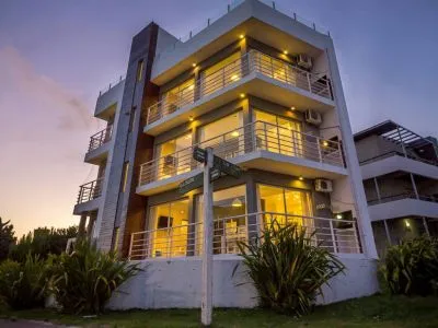 Brisas Marinas Apart