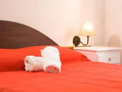 Cabins Valeria Green