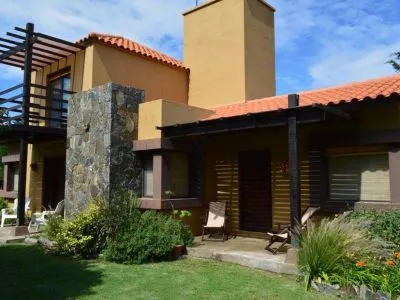 Zolara di Merlo Cabins  in  Merlo San Luis