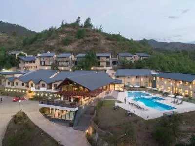 Tourist Resorts Altitud 720 Hotel Aparts & Spa