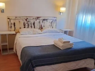 Hotels Hotel Faro Serrano