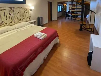 Hotels Hotel Faro Serrano