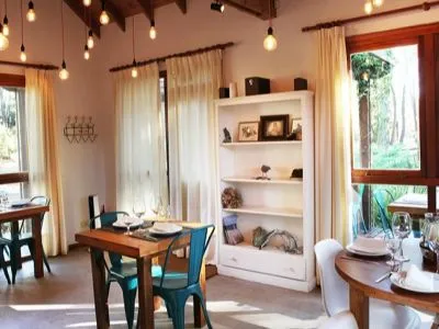 El Nido Garden Bar Confiterías  en  Mar de las Pampas