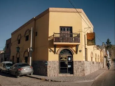 Los Airampos Hosterías  en  Humahuaca