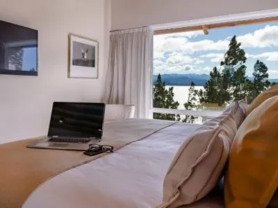 4-star Hotels Aguila Mora Suites & Spa