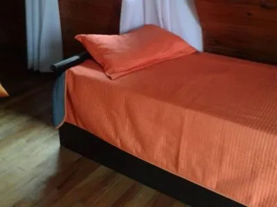 1-star Cabins Las Lilas temporary rental