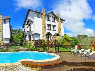 Cabañas Puerto Delfín Apart Hoteles 3 estrellas  en  Mar de las Pampas