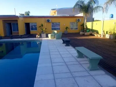 Raices Federaenses Apart Hoteles  en  Federación