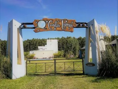 Costa Luna Cabins  in  Federación