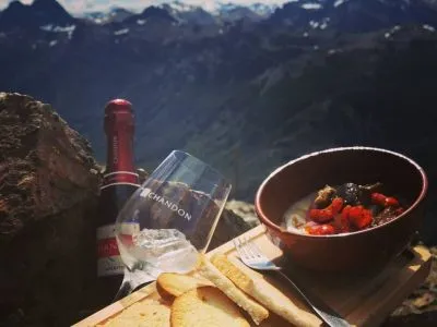 Refugio Lynch  Cocina Regional  en  Bariloche