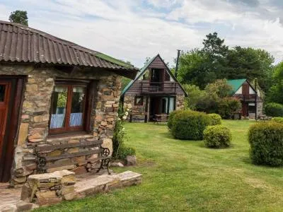 Cabañas 2 estrellas Huicha Cura Cabañas