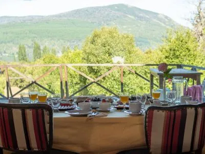 3-star Hostelries Hotel de Montaña Encanto del Lolog