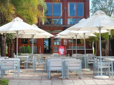 Plaza Uno Restobar  en  Federación