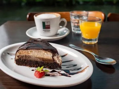 Riomio  Restobar  en  Rosario