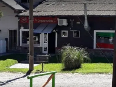 1986 Casa de Empanadas Fast Food  in  San Martín de los Andes