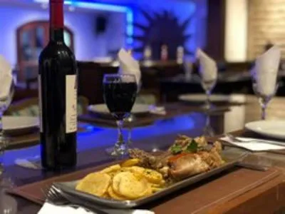 Adobe Cocina Regional  Restaurantes  en  Salta