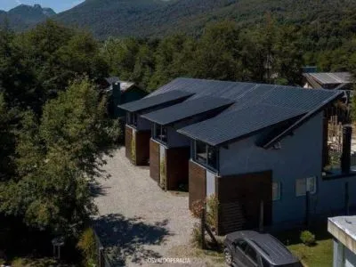 RyR Las Mosquetas Cabañas 3 estrellas  en  Villa La Angostura