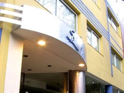 Apart San Lorenzo  Apart Hoteles  en  Mendoza