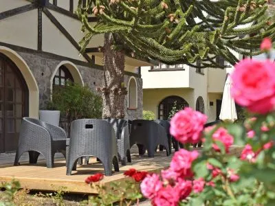 3-star Hostelries Hostería Ayres del Filo by Visionnaire