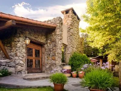 Lares de Chacras Hoteles 4 estrellas  en  Mendoza