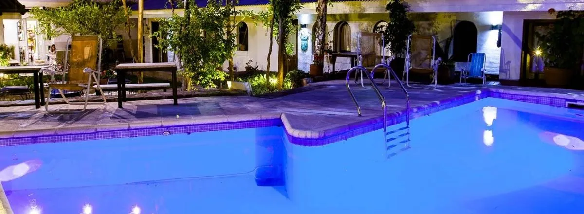 Hoteles 4 estrellas Posada de Rosas