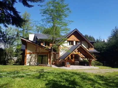 Hostería Las Garzas Hosterías 3 estrellas  en  Villa La Angostura